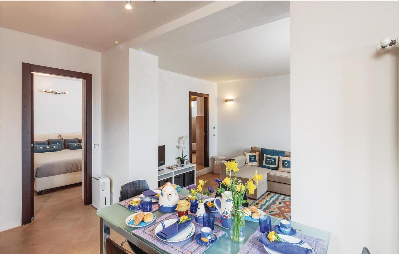Beautiful In Pitelli -sp- With Kitchen Appartamento